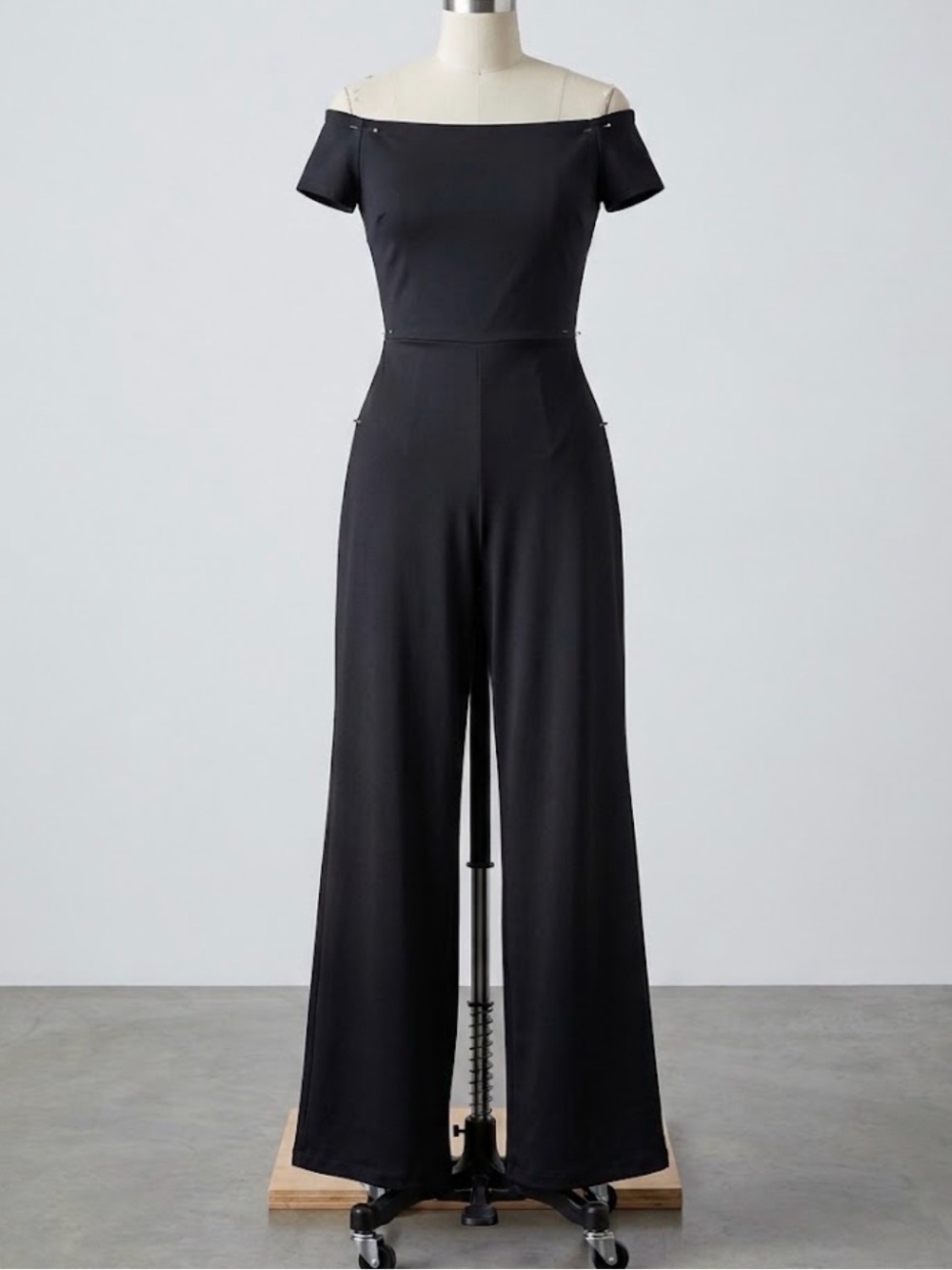 NWT Lulus Off Shoulder Wide Leg One Piece Jumpsuit Romper Black Medium